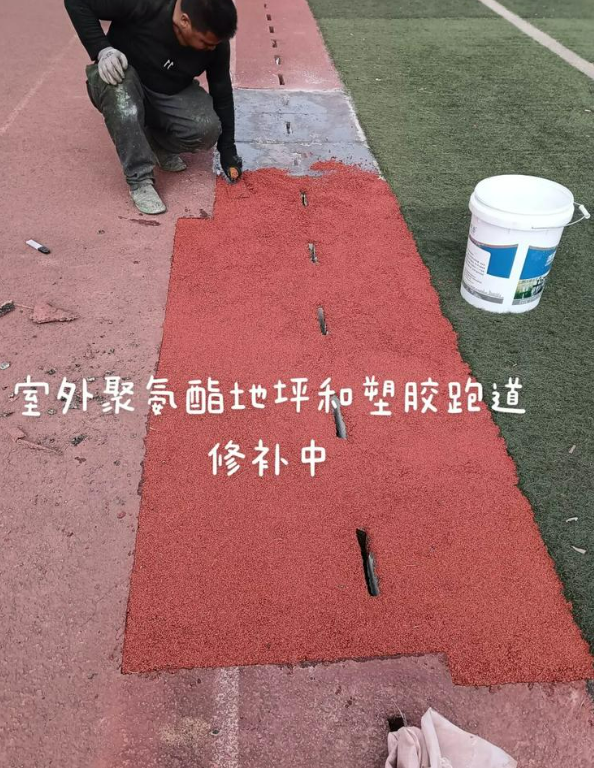 金台球场地面翻新维修，核心是先诊断破损